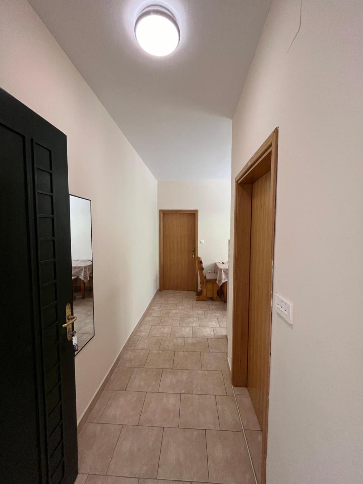 Apartment Lavanda Starigrad Paklenica Eksteriør billede